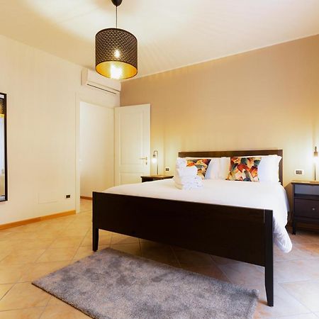 Porta Torre Como Apartment - By Relais Di Giada Kültér fotó