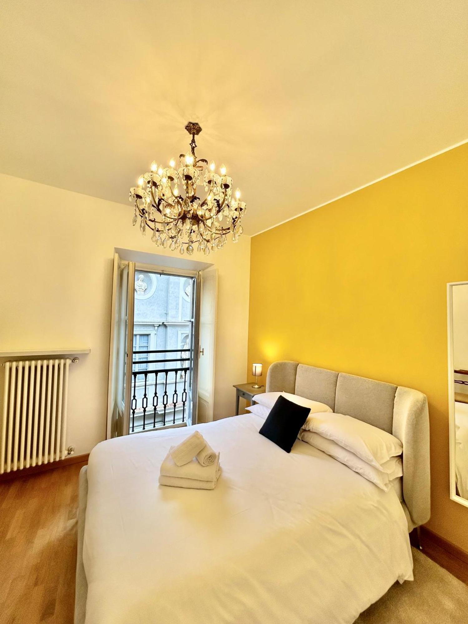 Porta Torre Como Apartment - By Relais Di Giada Kültér fotó